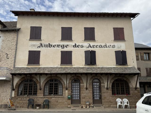 Maison 16 pièces 450 m²