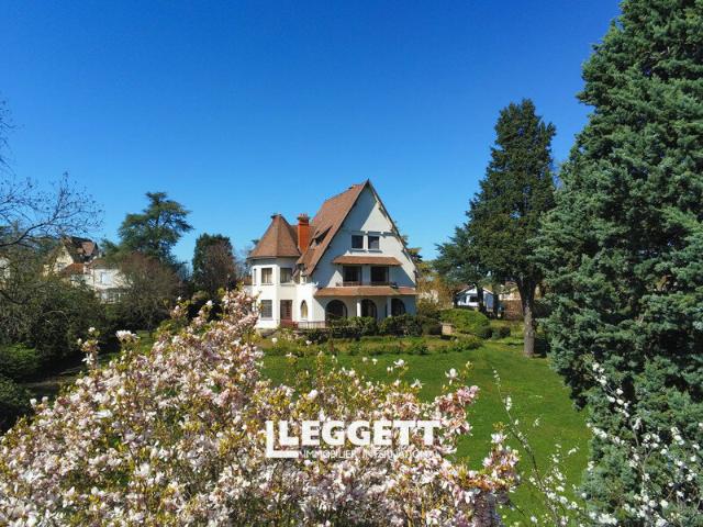 Maison 16 pièces 450 m²