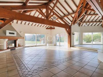 Maison 16 pièces 403 m²