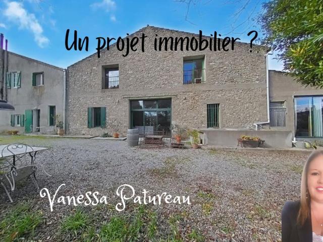 Maison 16 pièces 402 m²