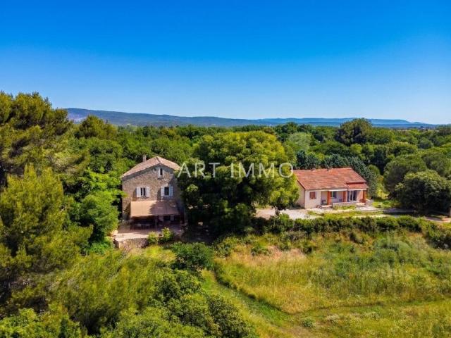 Maison 16 pièces 415 m²