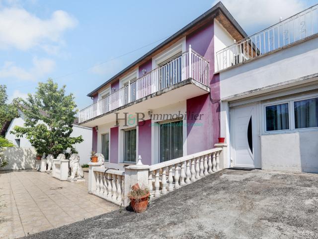 Maison 16 pièces 424 m²