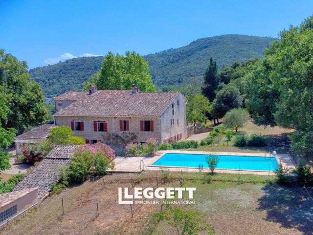 Maison 16 pièces 505 m²
