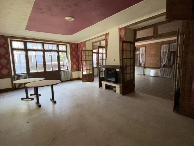 Maison 16 pièces 638 m²