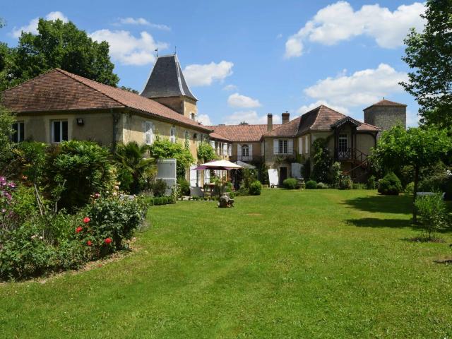 Maison 16 pièces 759 m²