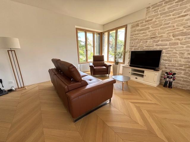 Maison 175 m² 7 pièces avec dépendances