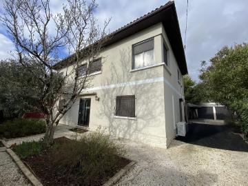 MAISON 177 m² habitables + atelier 18 m² + garage double 37 m² sur terrain 609 m²