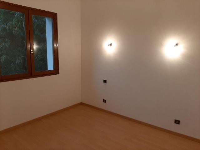 Maison, 170 m² à louer à Saint Georges d'Espéranche 38790