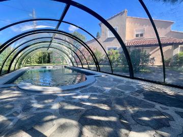 Maison 173m2 avec piscine 5 chambres 2 garages terrain 2000 m2 VEYRAS