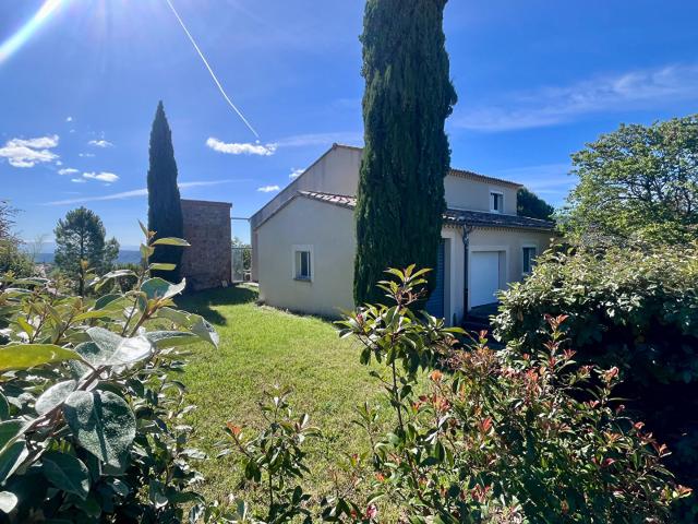 Maison 173m2 avec piscine 5 chambres 2 garages terrain 2000 m2 VEYRAS