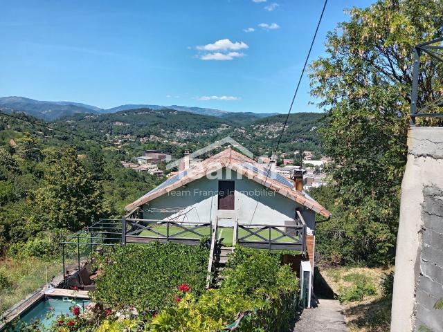 Maison 17 pièces 158 m²