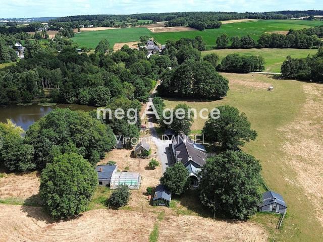 Maison 17 pièces 340 m²