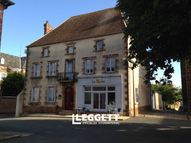 Maison 17 pièces 357 m²