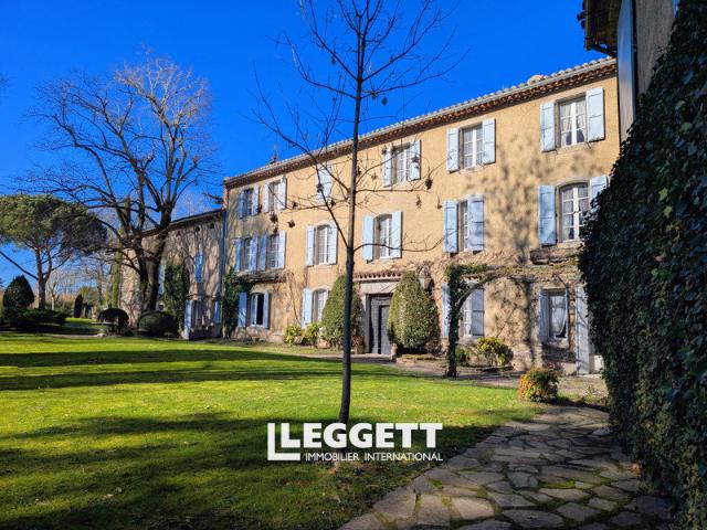 Maison 17 pièces 455 m²