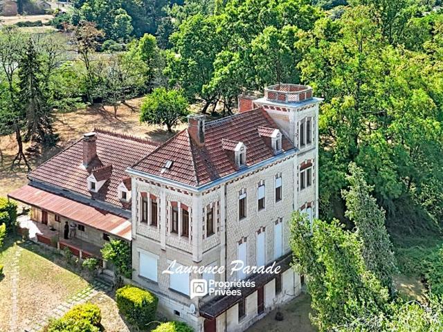 Maison 17 pièces 470 m²