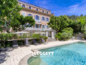 Maison 17 pièces 480 m²