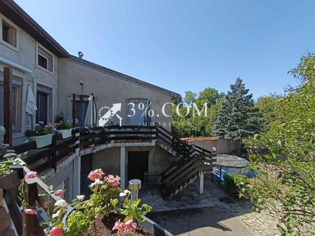 Maison 17 pièces 412 m²