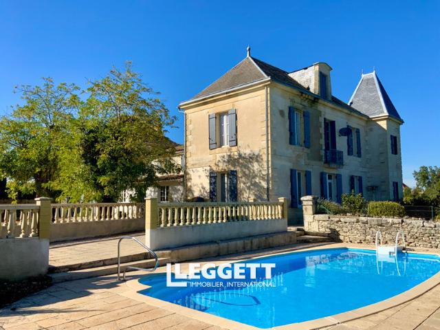 Maison 17 pièces 414 m²