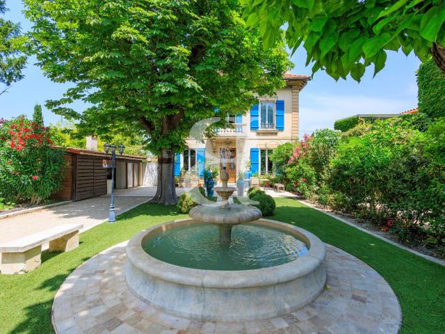 Maison 17 pièces 435 m²