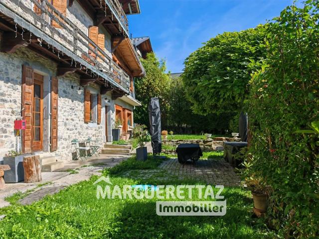 Maison 17 pièces 547 m²
