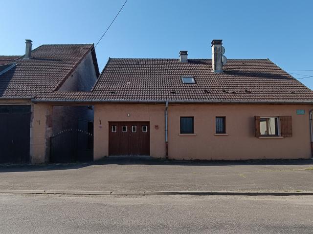 Maison 185 m2 et bâtiment annexe