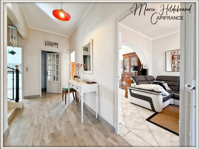 Maison 185m² rénovée + jardin de 1000m² + T2 indépendant + piscine – Valence d’Agen