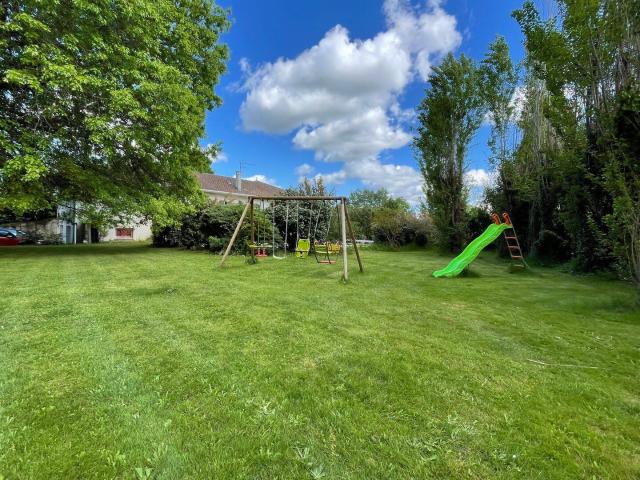 Maison 186 M2 + Sous sol Sainte Eulalie 33560