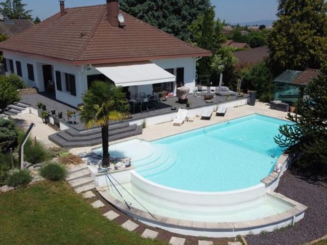 Maison 186m2 avec piscine Peronnas