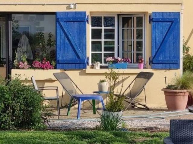Maison 180 m² – 5 chambres + studio indépendant – terrain 2967 m² – proche St Jean de Losne