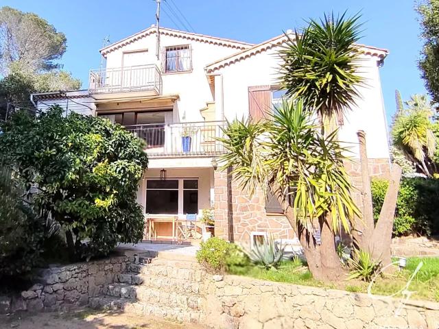 Maison 181 m²