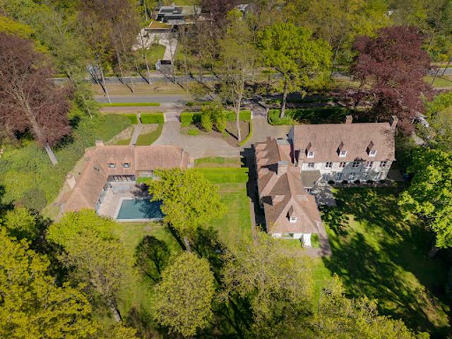 Maison avec piscine et jardin