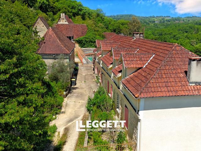 Maison 18 pièces 262 m²