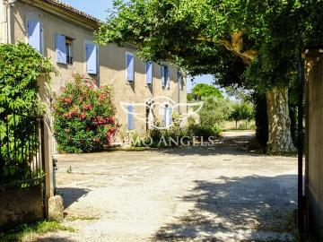 Maison 18 pièces 360 m²