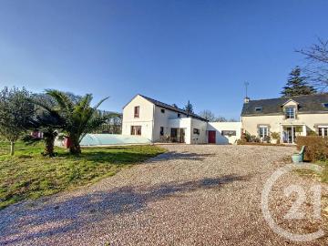 Maison 18 pièces 366 m²
