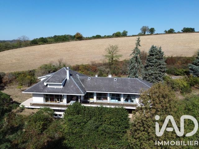 Maison 18 pièces 315 m²