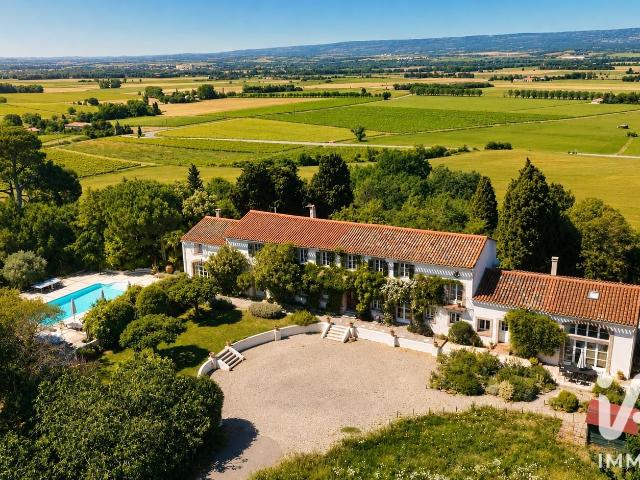 Maison 18 pièces 480 m²