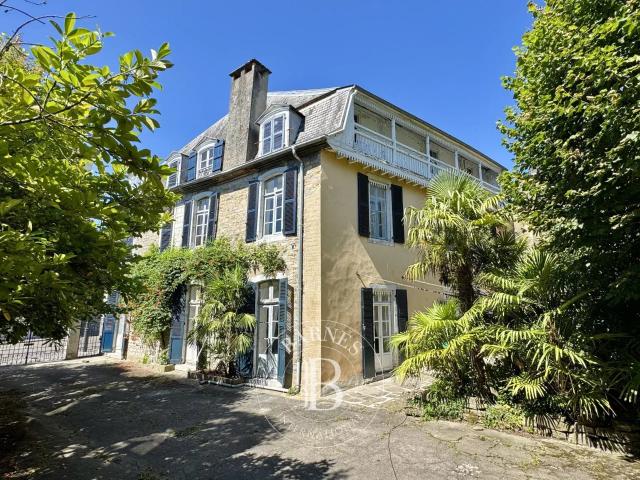Maison 18 pièces 485 m²
