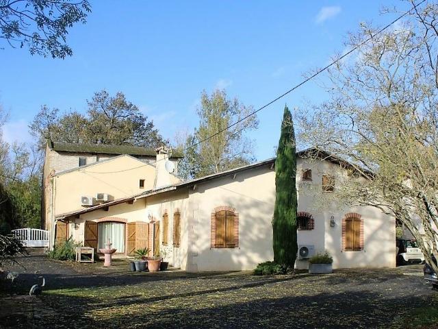Maison 18 pièces 490 m²