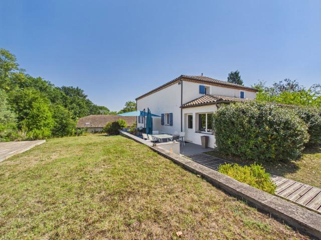 Maison 18 pièces 406 m²