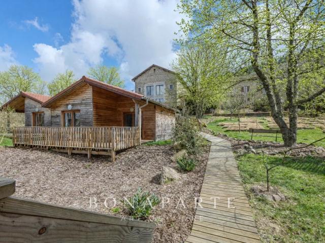 Maison 18 pièces 543 m²
