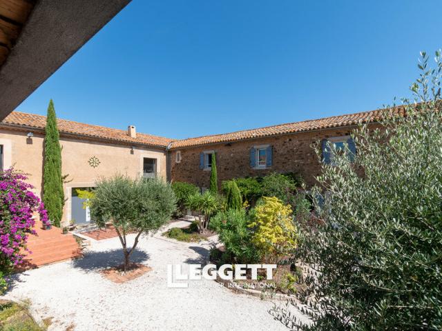 Maison 18 pièces 680 m²