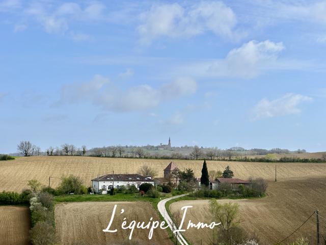 Maison 18 pièces 590 m²