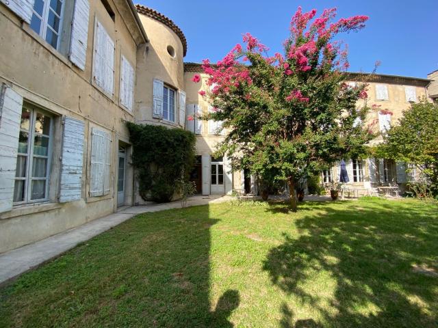 Maison 18 pièces 600 m²