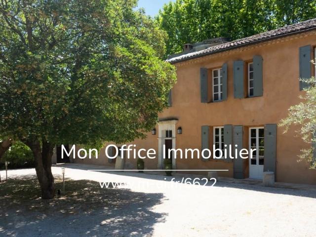 Maison 18 pièces 630 m²
