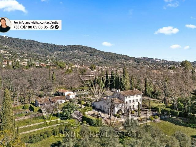 Maison 18 pièces 750 m²