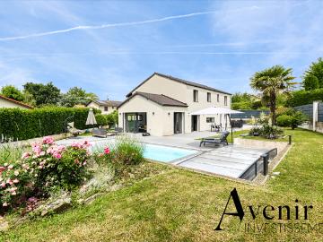 Maison 195 m2 4 chambres climatisée piscine garage double à Mionnay Mionnay