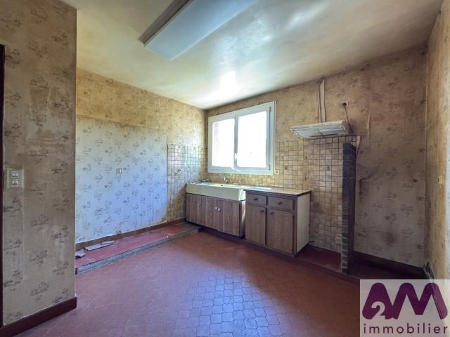 MAISON 190 M2 A RENOVER