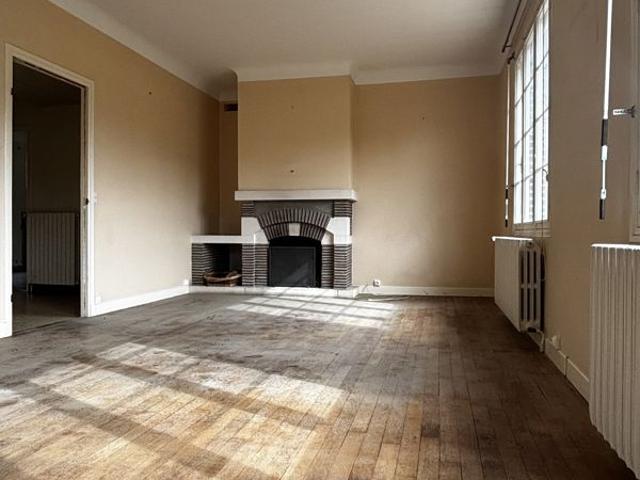 Maison 190 m² MarcillyenVillette Grand terrain 5 500 m² Environnement calme