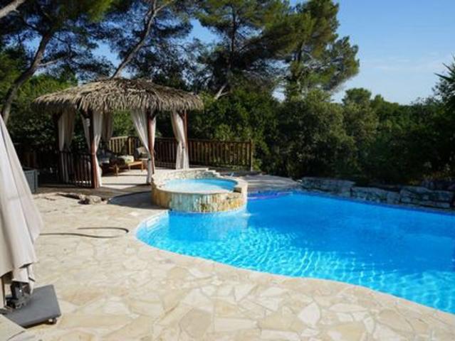 Maison 191 m2 ROQUEFORT LES PINS