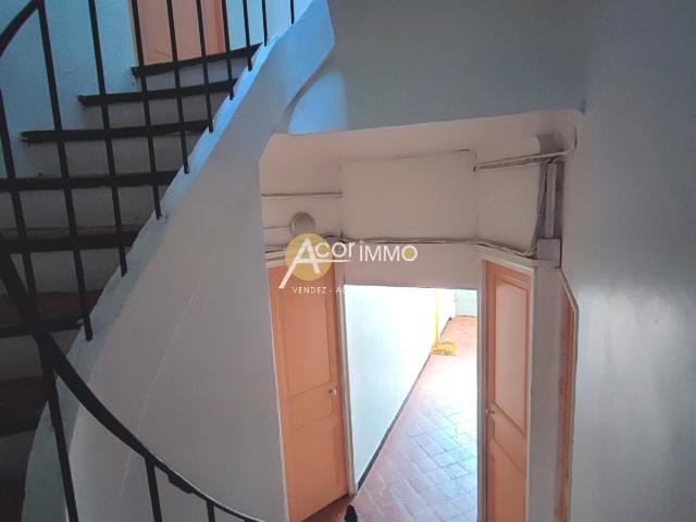 MAISON 1920 en 3 Appartements + GARAGE et Grenier aménageable sur 272 m2 clos